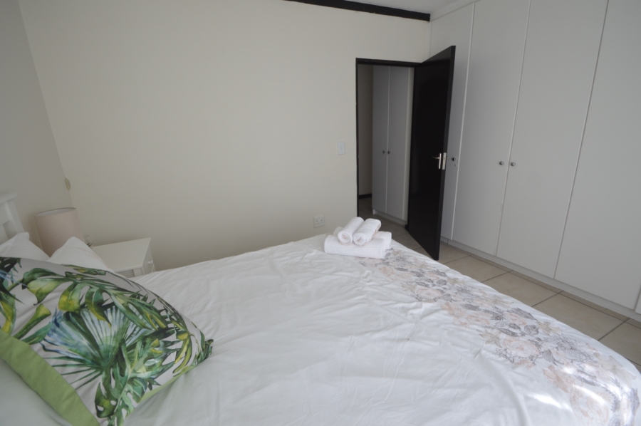 To Let 2 Bedroom Property for Rent in Bowtie Western Cape